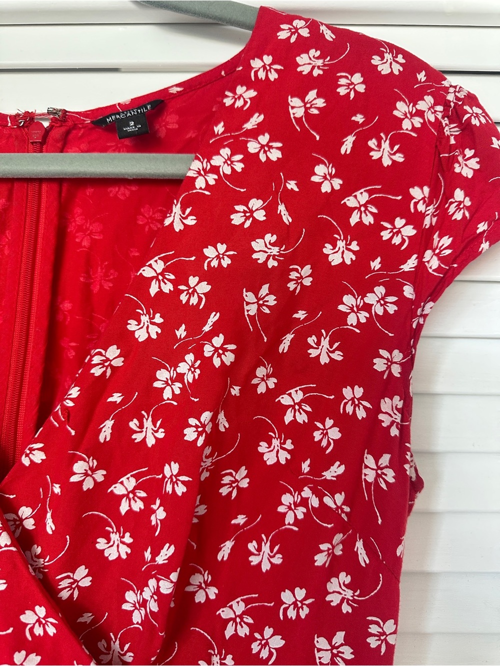 J. Crew Mercantille 100% Viscose Red Floral Cap-Sleeve Wrap Mini Dress size 2 - Picture 4 of 16